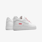 NIKE AIR FORCE 1 x Supreme